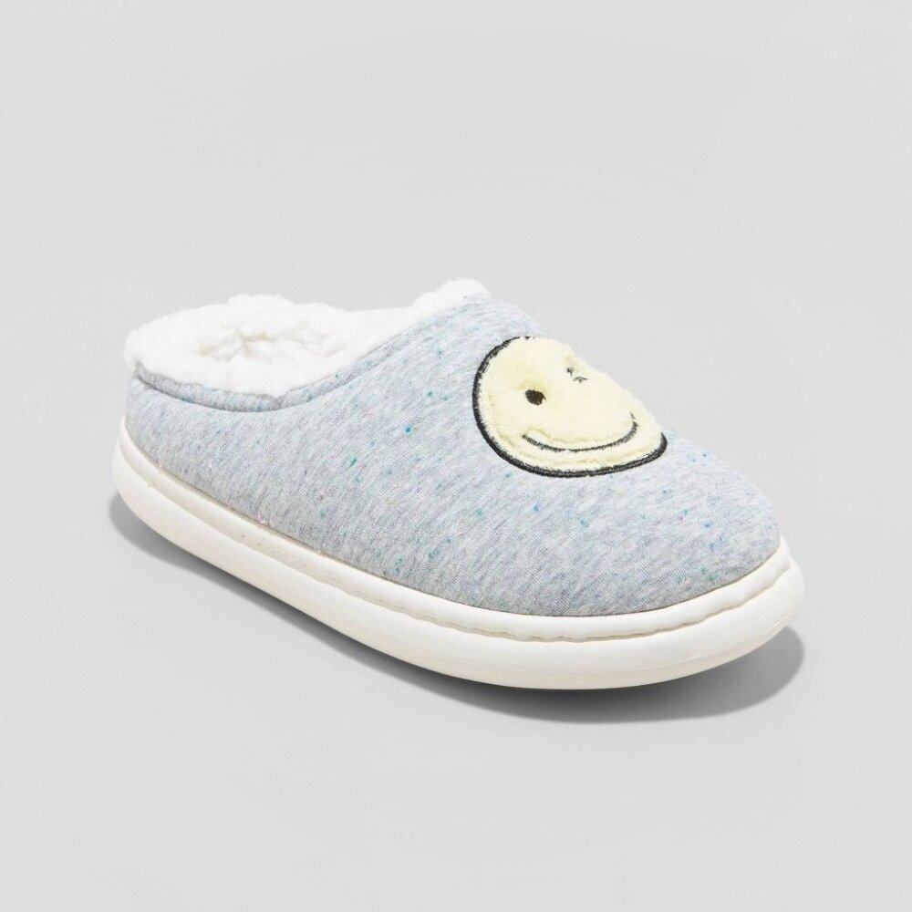 Art Class Kids' Light Gray Percy Wink Smiley Face Clog Slippers, Size  S (13/1)